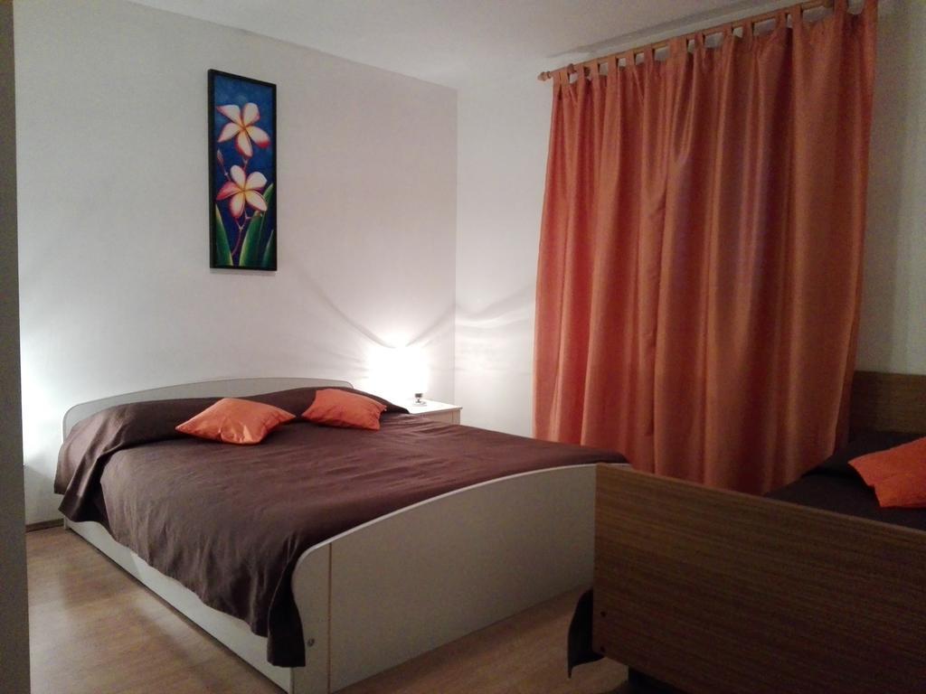 Guesthouse Villa Marija Cres Exterior photo